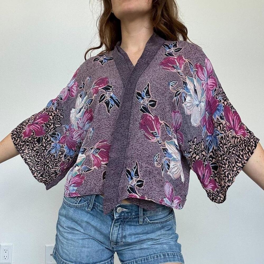 Vintage 90s floral kimono cardigan